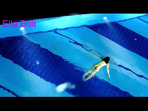 ❤️ Ech kann net ophalen ze kucken, jonk Blond gefaange schwammen plakeg am ELLA BOLT Resort Pool ️ Sexvideo op Porno lb.pinkporno.ru ❌❤